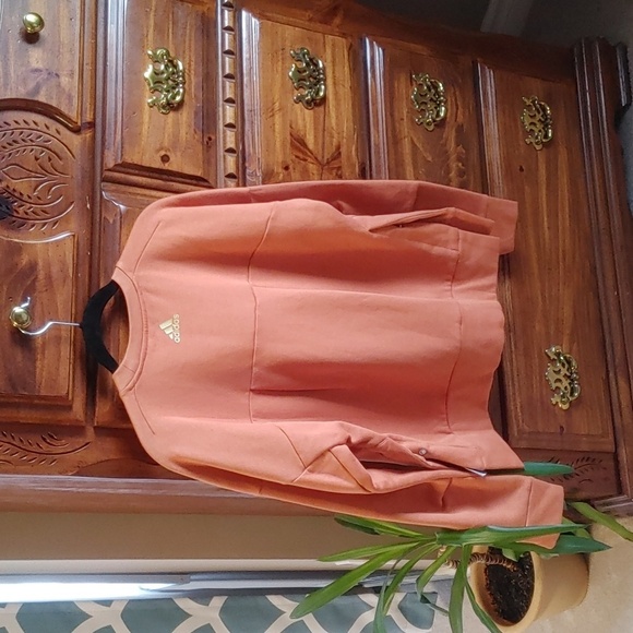 🌸Host Pick🌸NWT Women's Adidas Long Sleeve Sweatshirt - Picture 3 of 13